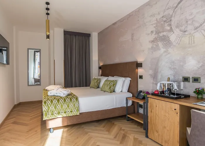 Hotel Navona Essence 3*