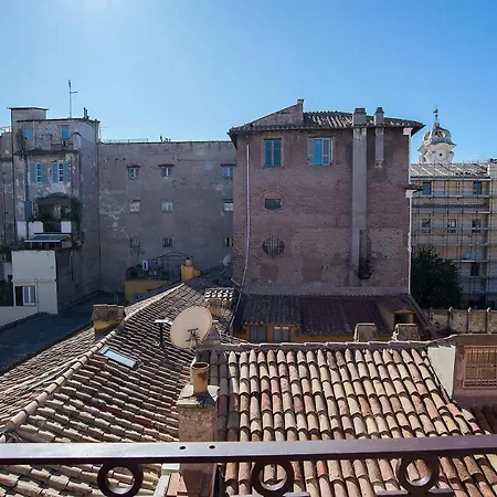 Hotel Navona Essence 3*
