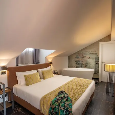 Отель Navona Essence Рим