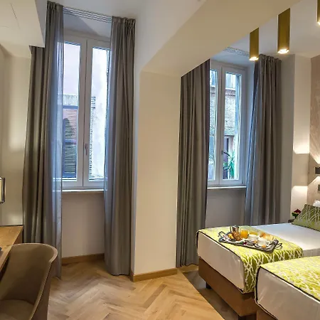 Navona Essence Отель