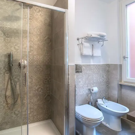 Navona Essence Рим