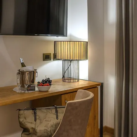 Navona Essence Отель