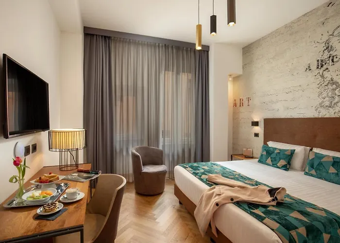 Navona Essence Hotell 3*