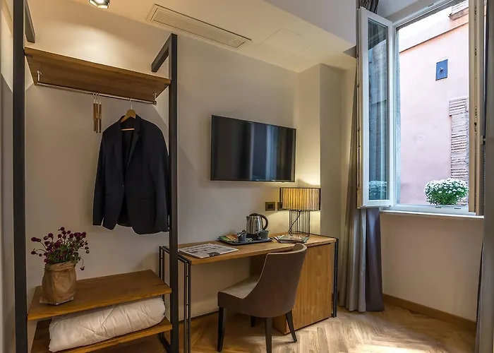 Navona Essence Hotell